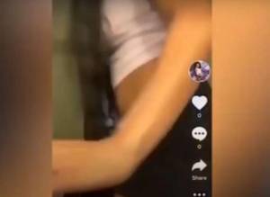 Canlı yayımda ŞOK QƏTL: 16 yaşlı qızı belə &ouml;ld&uuml;rd&uuml;lər - Xəbər şəkili