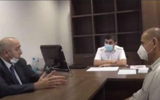 R&uuml;şvət alan icra baş&ccedil;ısı belə həbs olundu -