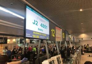 Rusiyadan daha 192 azərbaycanlı &ouml;lkəyə gətirildi Xəbər şəkili