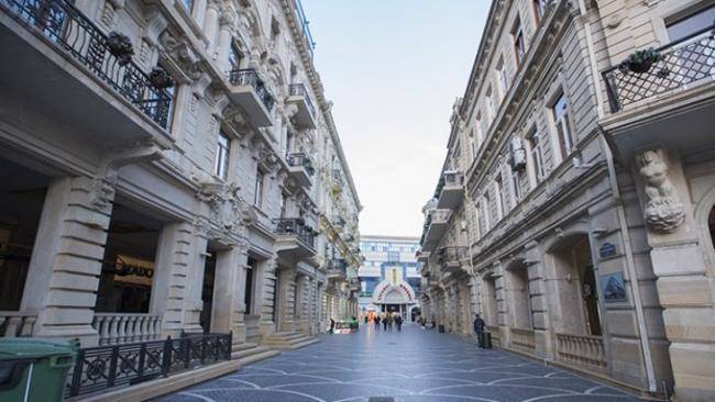 Bu səhər küçəyə çıxmayın -