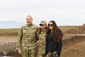 Prezidentlə birinci xanım F&uuml;zuli, Zəngilan, La&ccedil;ın və Cəbrayılda olub Xəbər şəkili