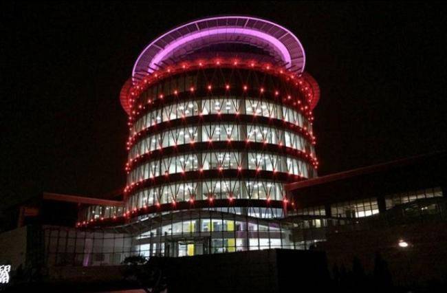 “Xəzər” TV-nin bu məşhur verilişi də bağlandı