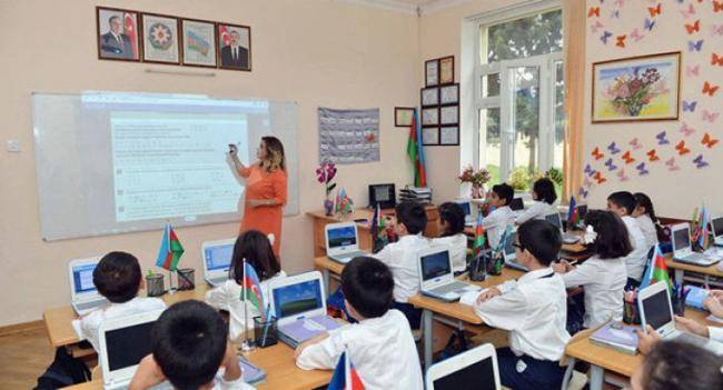 Məktəblərdə tədris prosesinin təşkilinin müvəqqəti qaydaları təsdiqləndi