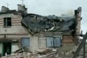 Qonşularla dalaşan kişi özünü və evini partlatdı –