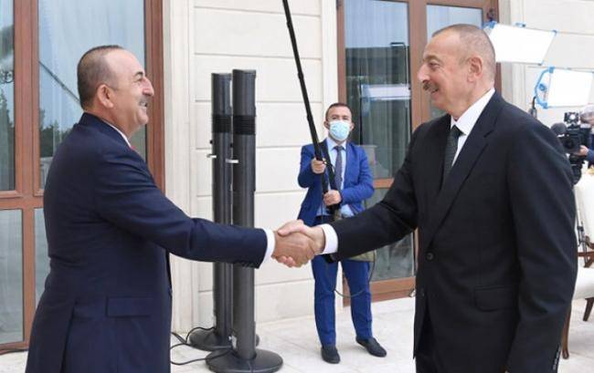 Prezident Çavuşoğlunu qəbul etdi -