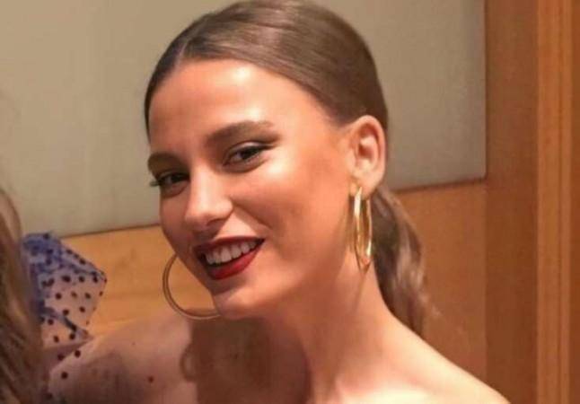 Məşhur aktrisa bu geyiminə görə TƏNQİD OLUNDU -