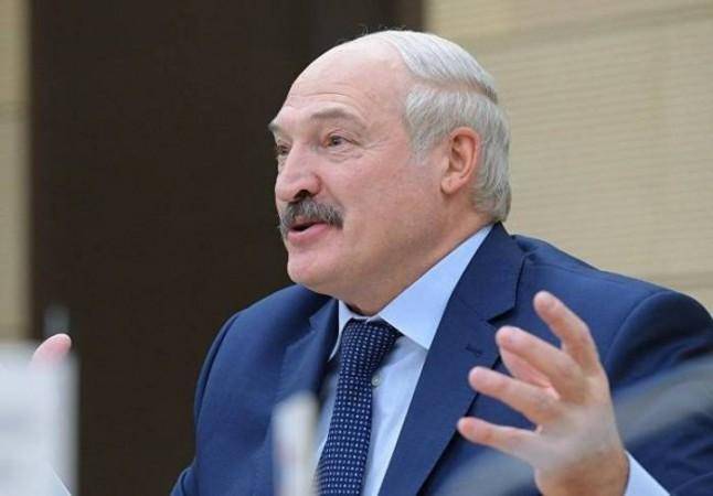 Lukaşenko qalib gəlib -