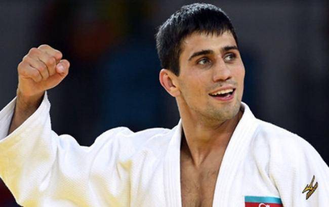 Rüstəm Orucovdan qızıl medal