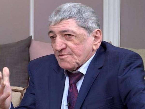 Ölüm xəbəri yayılan Rəmişlə bağlı həyat yoldaşından