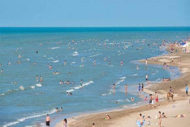 Çimərliklərə getməyə bir şərtlə icazə verilir