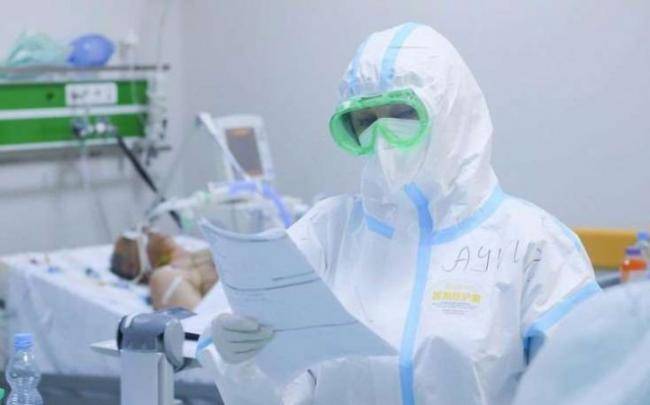 Şöbə müdiri yoluxma sayının enəcəyi