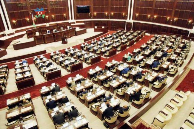 Hansı deputatlar koronavirusa qarşı peyvənd edilib? -