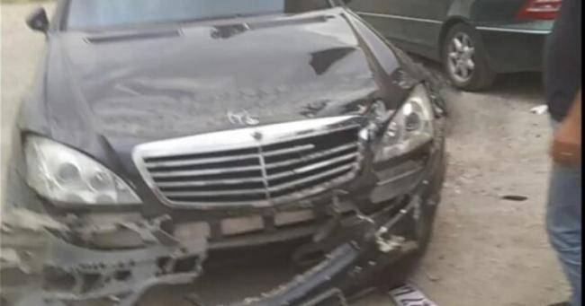 Təhqirə dözməyən Azərbaycanlı qız erməni maşınını əzib keçdi  -