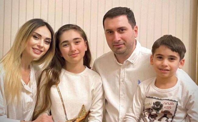 Manana həyat yoldaşı ilə görüntülərini yaydı -