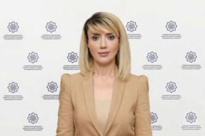 Nazirliyin mətbuat katibi işdən &ccedil;ıxdı Xəbər şəkili