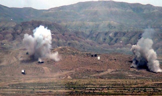 Qondarma rejim rəhbərliyi ailəsini təhlükəli ərazilərdən çıxarır