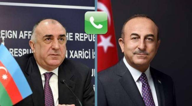 Elmar Məmmədyarov türkiyəli həmkarı ilə telefonla