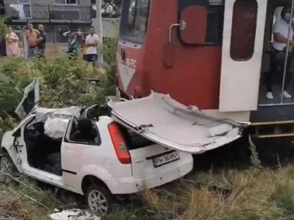 Müğənni İnstagramda canlı yayım edərkən faciəvi şəkildə öldü -