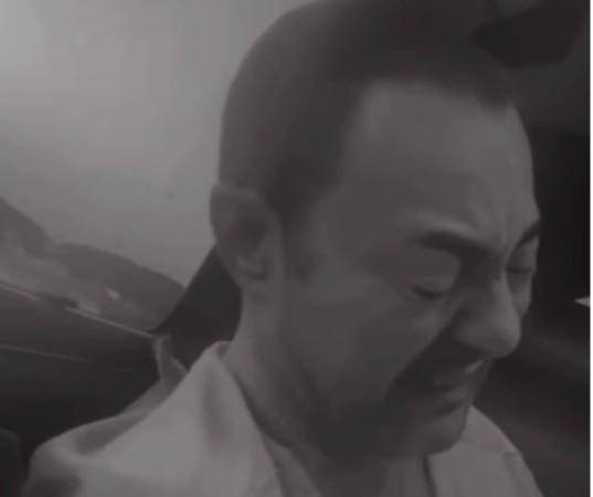 Öz mahnısını dinləyən Sərdar Ortac hönkür-hönkür ağladı