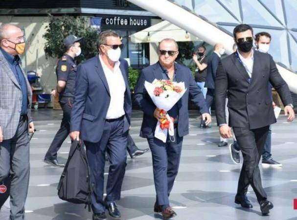 “Qalatasaray” Bakıda -