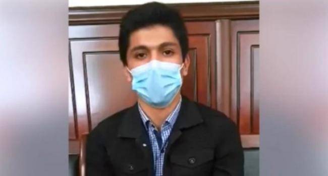 Bayrağa görə BDU-dan qovulan tələbə bərpa olundu