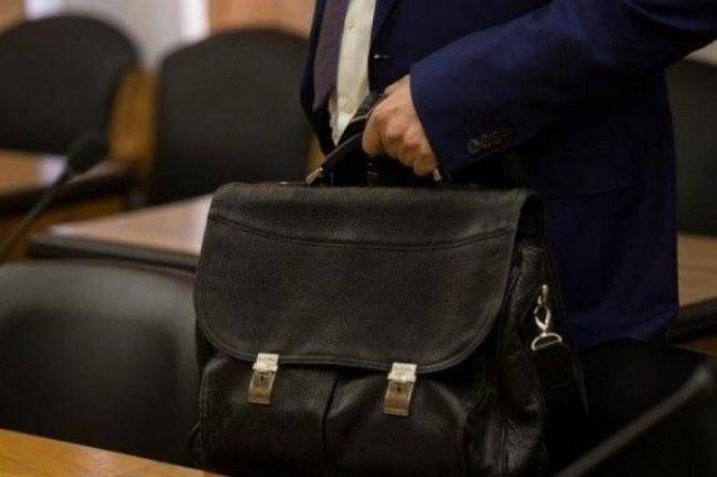 Nazir ona vəzifə verdi -