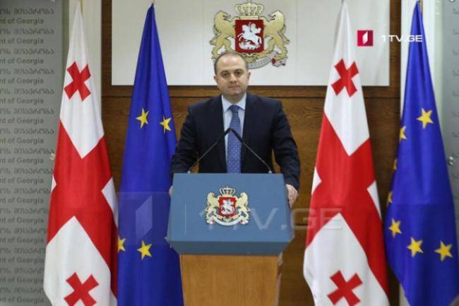 Gürcüstandan Ermənistana 300 hərbi texnika aparılıb? -