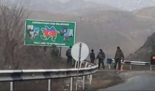 "Azərbaycana xoş gəlmişsiniz" lövhəsi erməniləri dəli etdi-