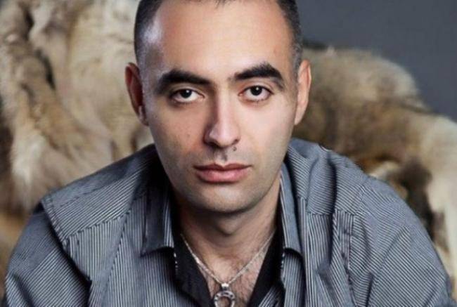 Zirəddin koronavirusun yox olacağı dəqiq tarixi A&Ccedil;IQLADI