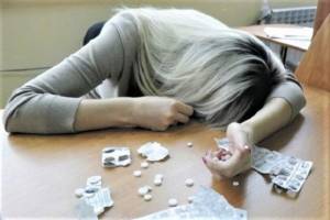 Bakıda gənz qız zəhər i&ccedil;ərək intihara cəhd edib Xəbər şəkili