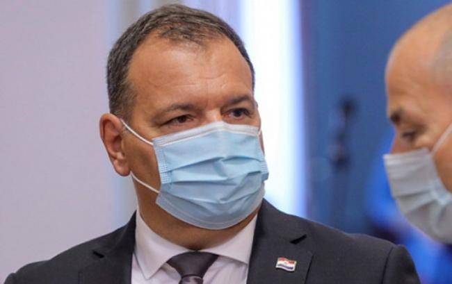 Bu ölkənin səhiyyə naziri koronavirusa yoluxdu