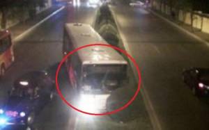 BNA Sumqayıtda avtobusun qa&ccedil;ırılması ilə bağlı məlumat yayıb - Xəbər şəkili