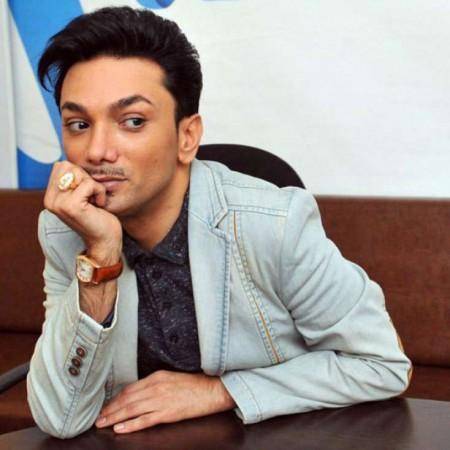 “Mənim ürəyim yanır, yanvardan bəri pul üzü görmürəm”