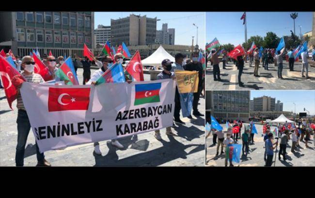 Dünyanın müxtəlif yerlərində Azərbaycan bayrağı -