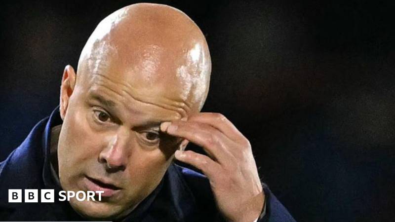 Arne Slot Liverpul Böhranına Son Qoymaq Üçün Daxili Problemləri Həll Etməlidir