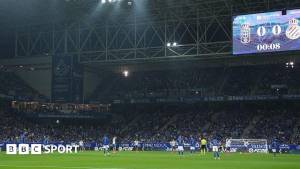 La Liqanın Mayamidə Oyun Keçirmək Qərarına Etiraz: Ovyedo və Espanyol Oyunçuları Meydanda Hərəkətsiz Qaldılar