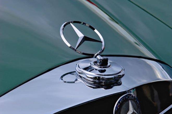 "Mercedes-Benz"in mənfəəti 2025-ci ildə iki dəfədən çox azalıb