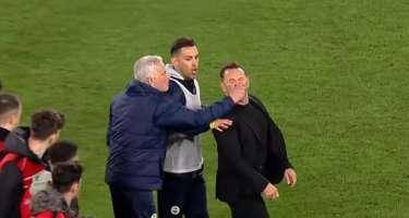 Mourinyo Okan Burukun burnunu sıxdı