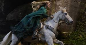 Amazon "Üzüklərin Hökmdarı" (LOTR) MMO Layihəsini Ləğv Etdi: Şirkətdəki Geniş İxtisarlar Qərarın Əsası Oldu