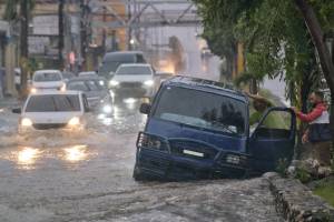 Yamaykada "Melissa" qasırğası 3 nəfərin ölümünə səbəb olub Xəbər şəkili