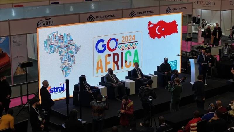 Prezident Himayəsi Altında: 11-ci Dünya Halal Zirvəsi İstanbulda Yeni Ticarət Körpüləri Qurur Xəbər şəkili