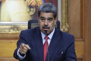Maduro: Venesuelanın əsas hava müdafiəsi mövqelərində 5 min "İqla" raket kompleksi var Xəbər şəkili