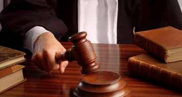 Bakıda qətl törədən məktəbliyə hökm oxundu