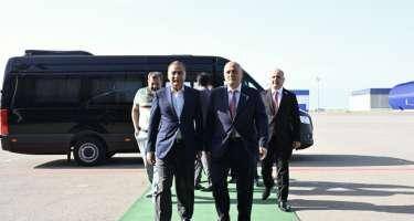 Pakistan Milli Assambleyasının sədri Azərbaycana gəlib