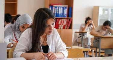 Ali məktəblərə qəbul imtahanı üçün qeydiyyat başlandı