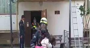 Xırdalanda güclü yanğın oldu, sakinlər təxliyə edildi -VİDEO Xəbər şəkili