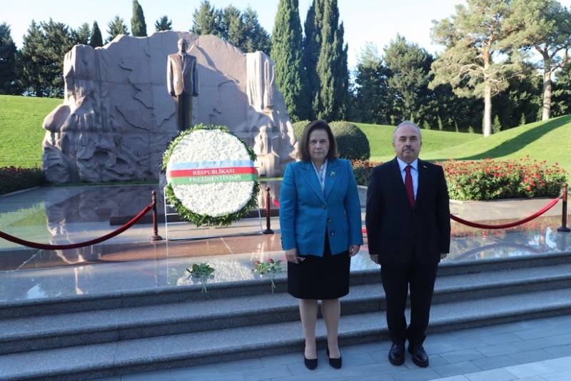 Türkiyə xarici işlər nazirinin müavini Azərbaycana gəlib