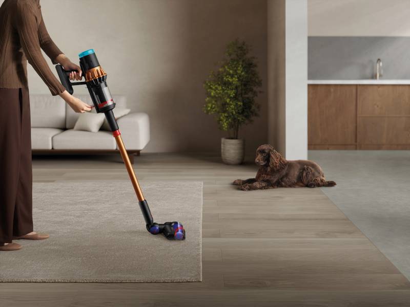 Dyson İstanbulda Yeni Nəsil Gözəllik və Ev Texnologiyalarını Təqdim Etdi