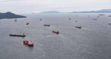 Panama kanalında gəmilərin keçidi intensivləşdi