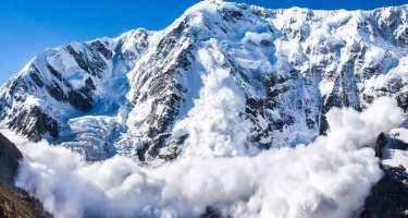 Ermənistanda qar uçqunu nəticəsində səyyah itkin düşdü